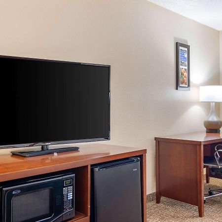 Comfort Inn & Suites Macon North I-75 Bagian luar foto
