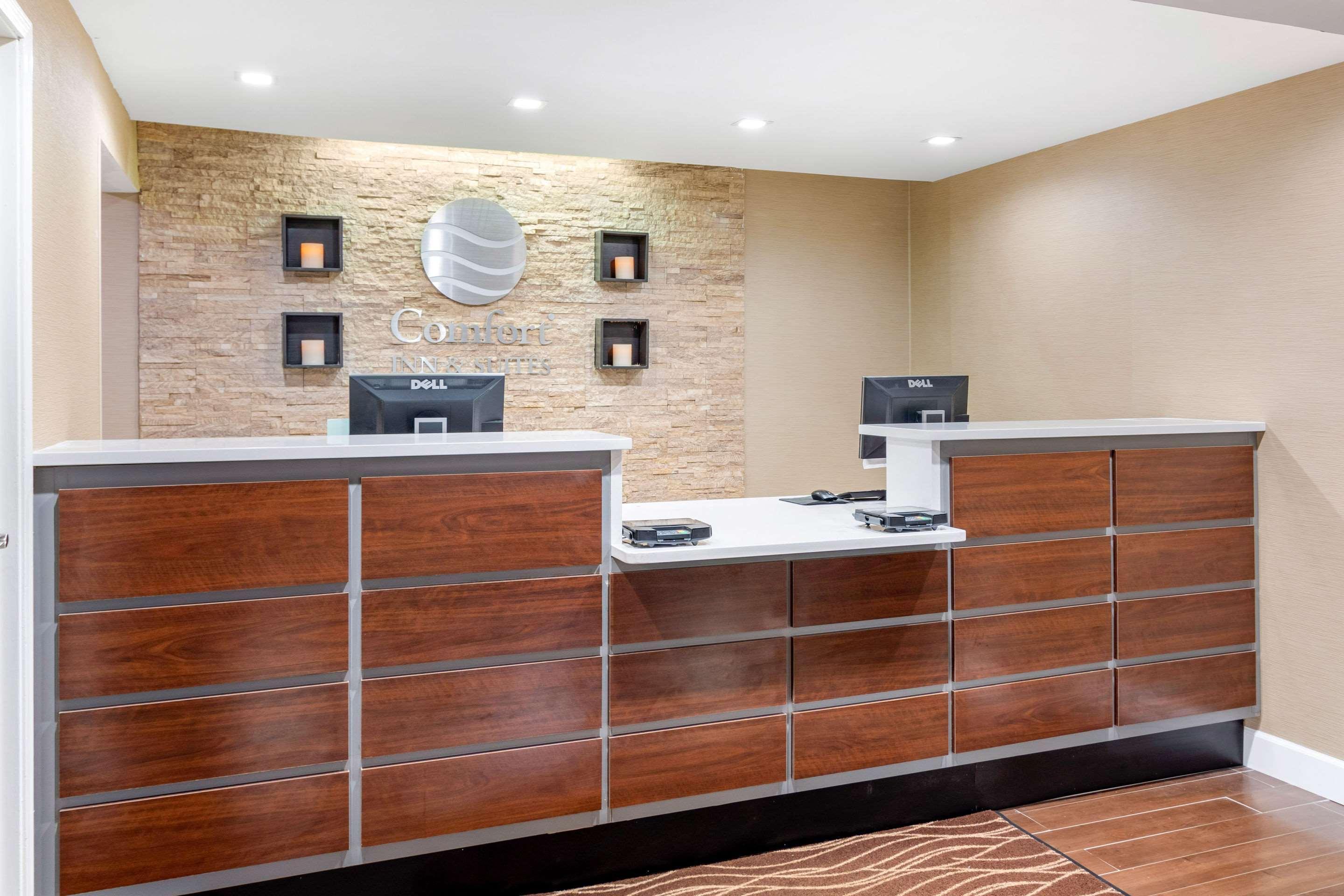 Comfort Inn & Suites Macon North I-75 Bagian luar foto