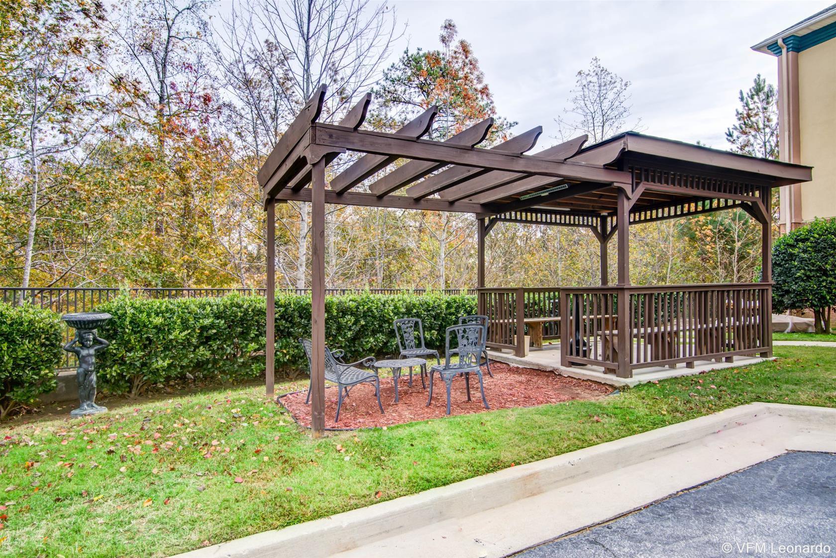 Comfort Inn & Suites Macon North I-75 Bagian luar foto