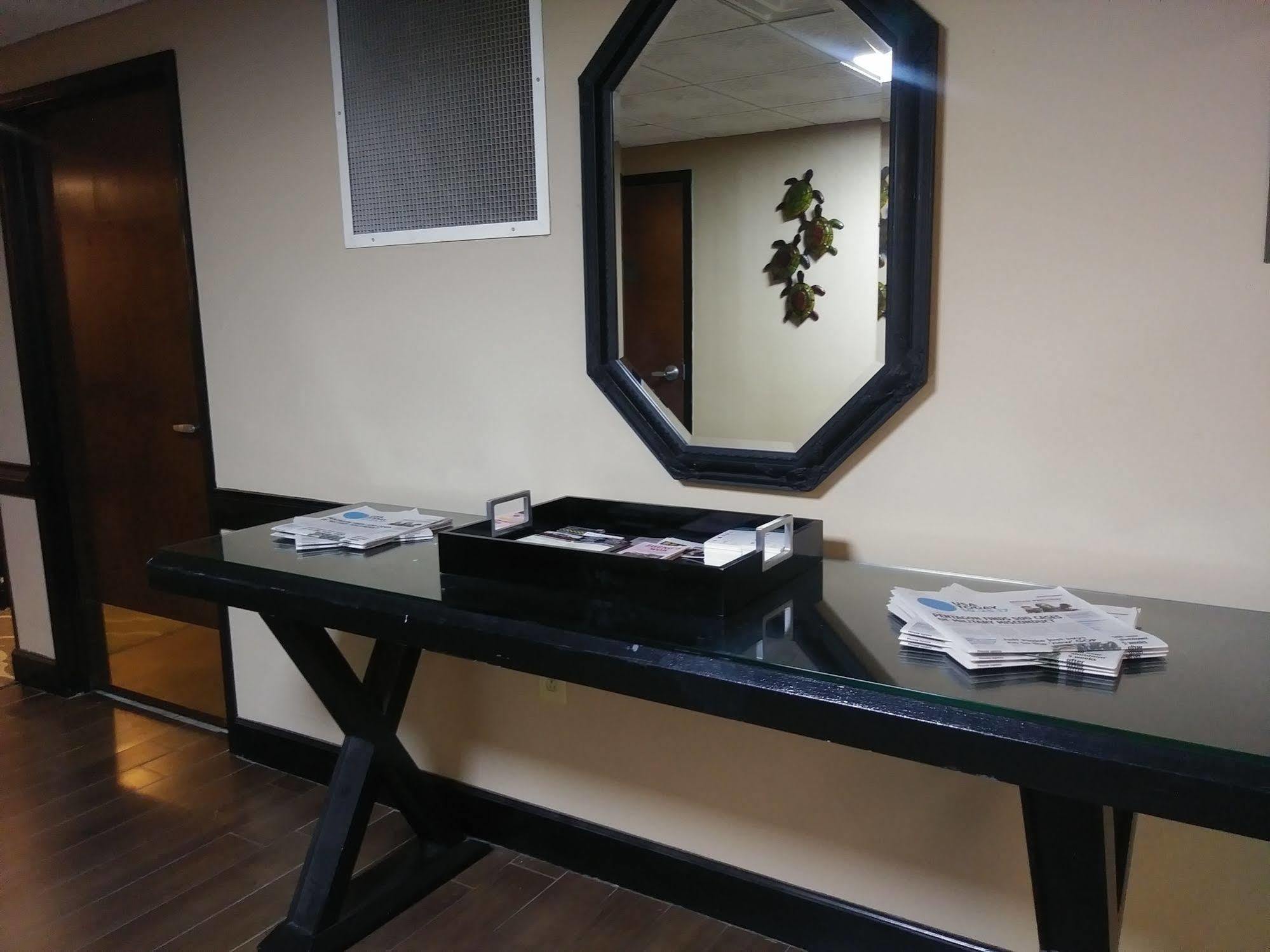 Comfort Inn & Suites Macon North I-75 Bagian luar foto